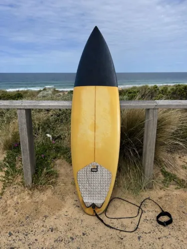 Prancha de surf ideal para iniciantes