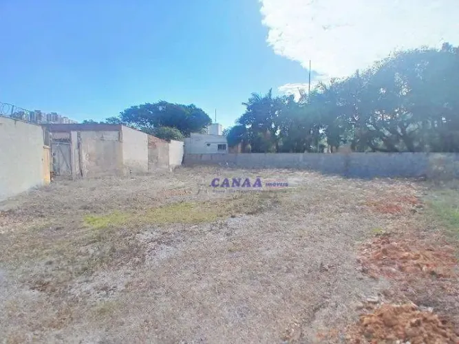 Terreno à venda, 207 m² por R$ 476.100,00 - Pirajussara - São Paulo/SP