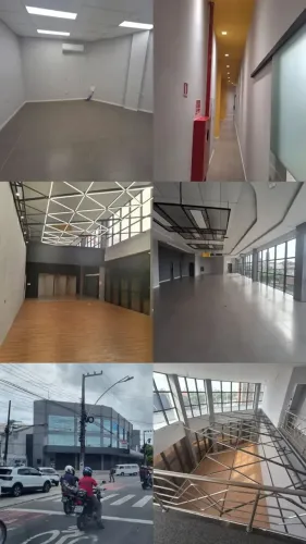 Prédio comercial na senador Lemos esquina da alferes costa de 3 andares