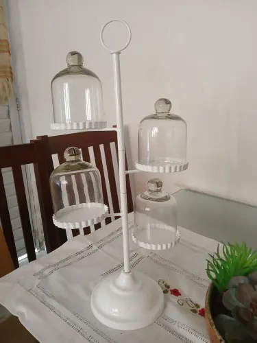 Decoração para festa torre de cupcake