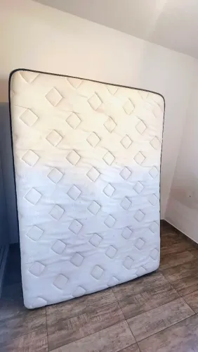 cama casal colchão class ortopedic d28 com box e pés de madeira