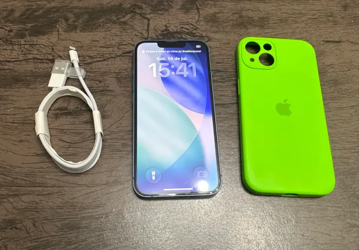 iPhone 13 - 256gb