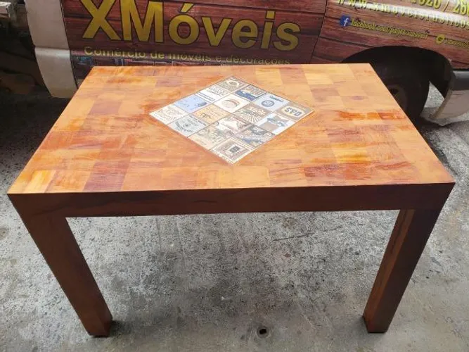 Mesa Mosaico com Azulejo Peroba Rosa
