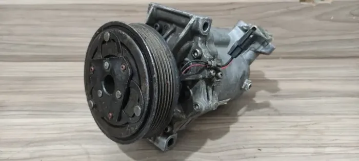 Compressor de Ar Renault Fluence 2.0 16