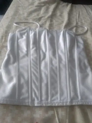 body branco animale