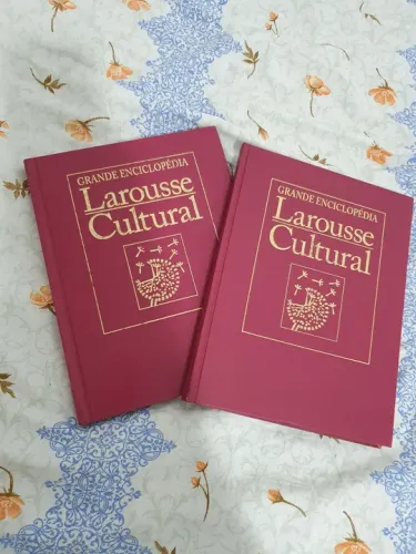 Enciclopédia Larousse Cultural 23 unidades
