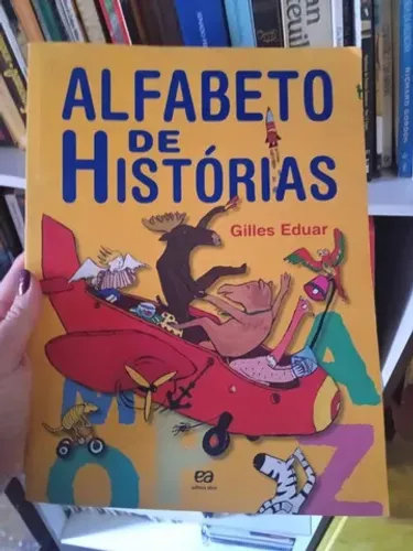Livro "Alfabeto de histórias"