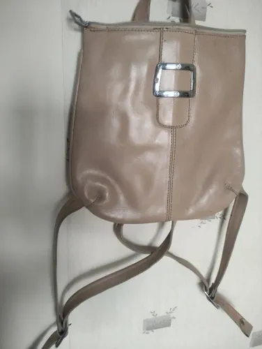 Mochila de couro feminina bege