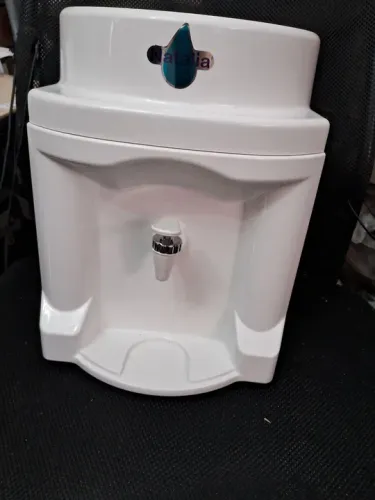 Suporte galão de água com galão 