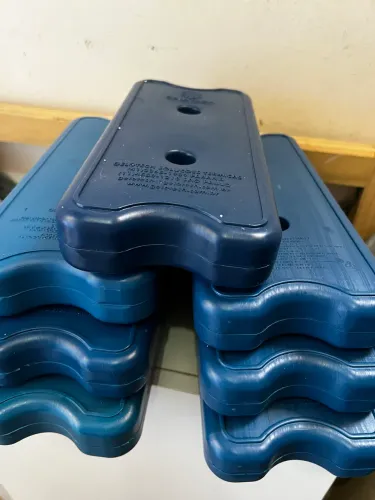 3 Caixas lde isopor e 7 gelo reutilizável 
