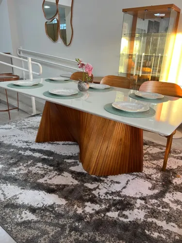 Mesa Alto Padrão Sem Cadeira de 8.990,00 por 4.499.00 MOSTRUÁRIO