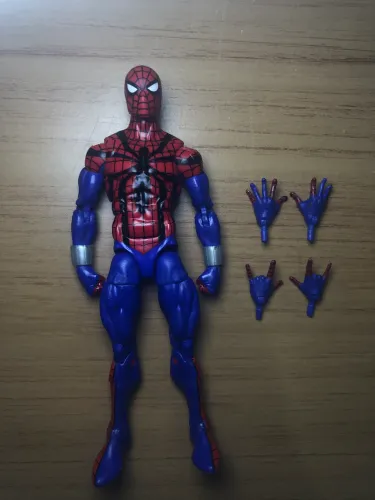 Ben Reilly marvel legends