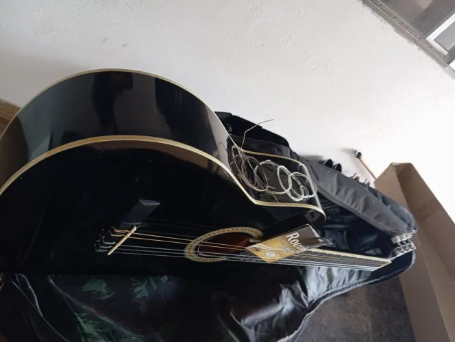 Vende-se Violao Madrid 