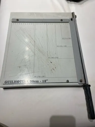 Guilhotina de papel 30cm - 12"