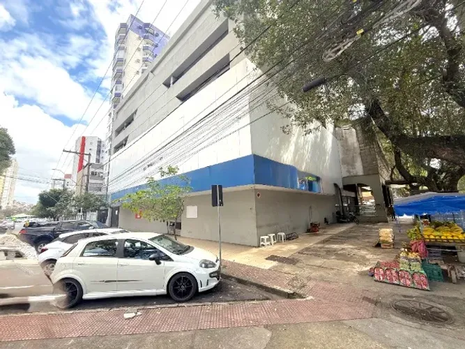 Alugo Imóvel Comercial na Praia do Canto com 810m² e 10 Vagas - R$ 37.000,00