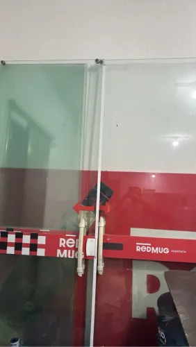 Vendo Vitrine de Vidro