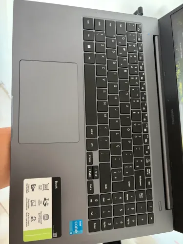 Notebook Samsung, processador I3