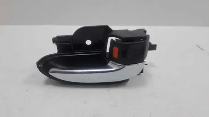 Maçaneta Interna Dianteira Direita Etios Sedán 2013 2020 Prata