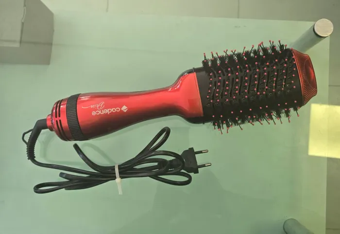 Escova Secadora Cadence Rouge Style