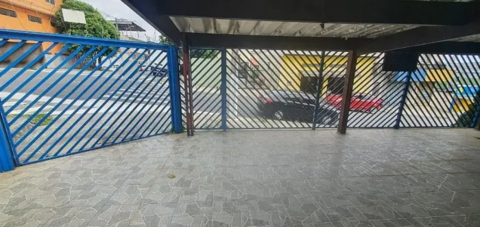 Casa à venda em Osasco, Vila Quitaúna, com 5 quartos, com 375 m²