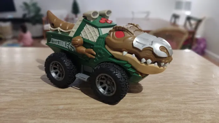 Carro Dino com sons!