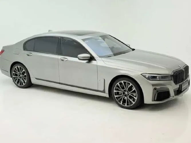 BMW 745LE M Sport Sedan 3.0 V6 Híbrido Aut. 2022