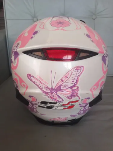 Capacete