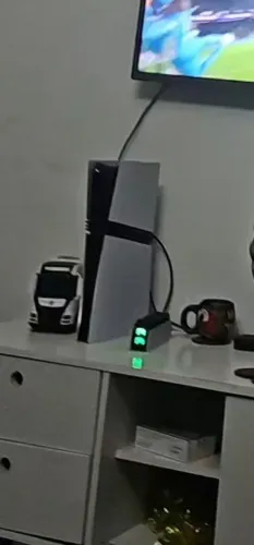 PS5 pro semi novo 2 controles