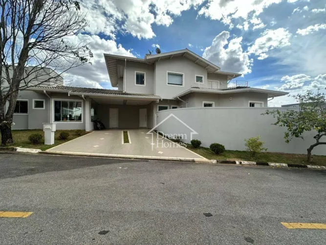 Casa à venda no Condomínio Recanto dos Paturis, Vinhedo - SP