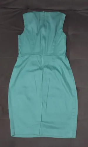 Vestido verde sem mangas