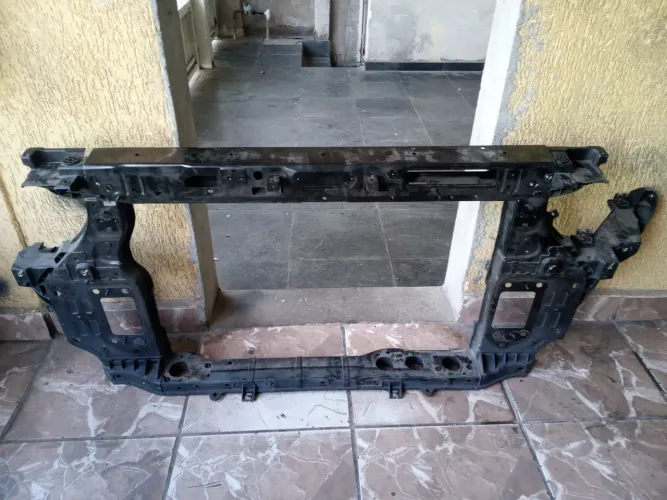 Painel Frontal Kia Carnival 2018 (64101-9010) (pra recuperar)
