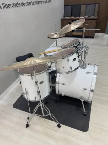 Bateria Pearl Export + Kit Pratos liga B20 Domene Seed