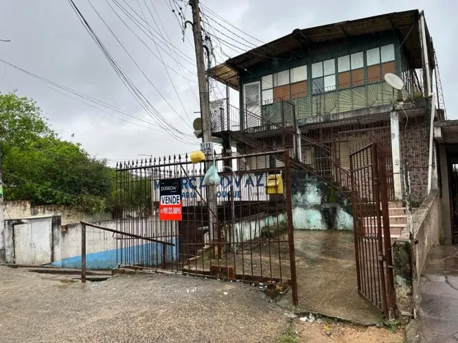 Terreno de 400m2 à venda no bairro Hípica