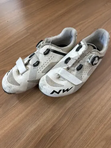 Sapatilha Carbono Ciclismo NW - Tamanho 40 BR