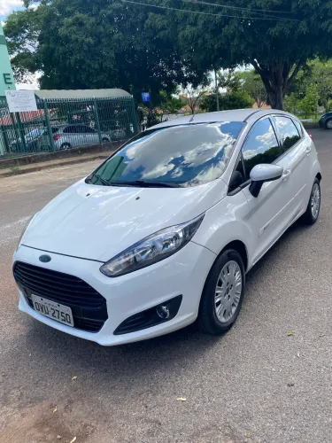 Ford Fiesta 1.5 16V Flex Mec. 5P 2015