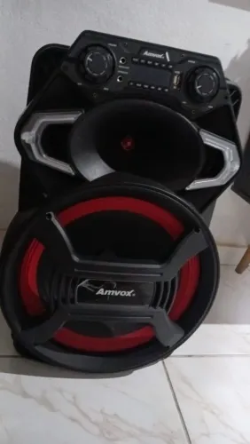 Caixa de som nova pra vende