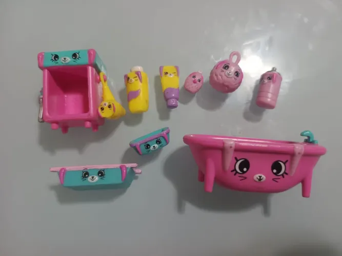 Shopkins Lil' Secrets Banheira Pet Shop