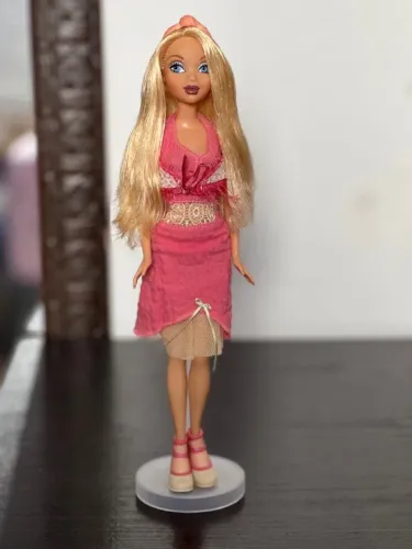 Barbie Boneca My Scene Back to School Kennedy