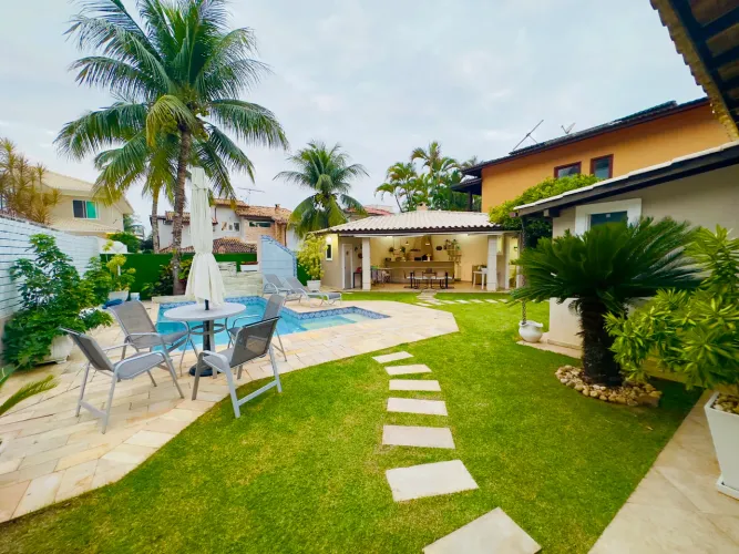 Venda de Casa de Luxo no Condomínio Ubá Camboinhas!!
