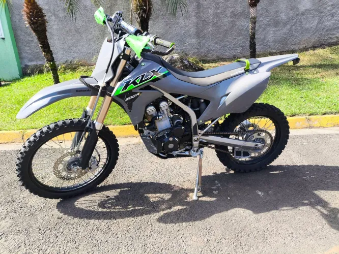 Kawasaki KLX 300r - trilha 
