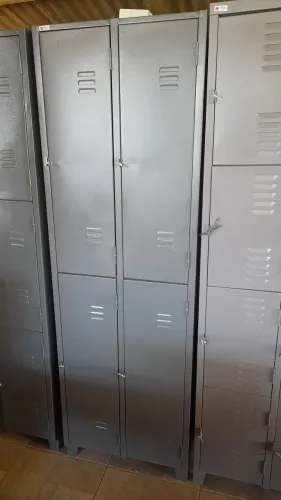 Armário de aço 4 ports - Novo