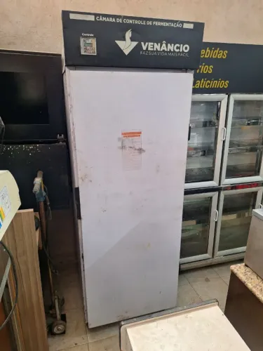 Câmara Climática / Câmara fermentação 20 Esteiras -  Venâncio