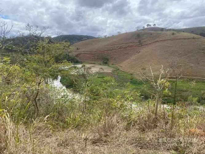 Terreno à venda, 20000 m² por R$ 386.000,00 - Sebollas - Paraíba do Sul/RJ