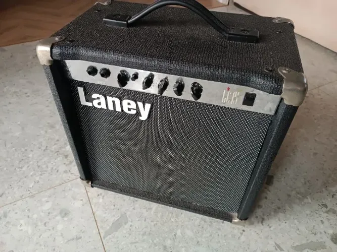 Amplificador Laney LC15 Valvulado (220v)