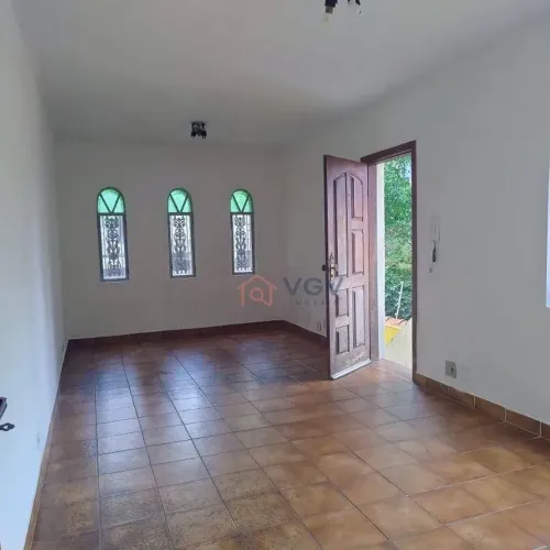 Sobrado com 3 dormitórios para alugar, 201 m² por R$ 4.300,00/mês - Vila Guarani (Zona Sul