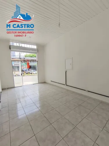 Salão Comercial - Depósito + Banheiro