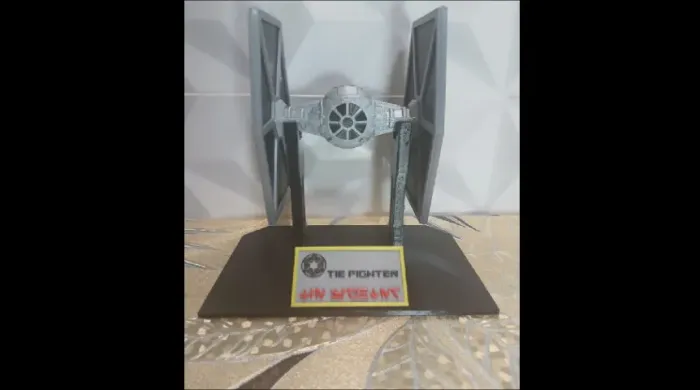 Nave Tie Fighter Da Frota Imperial Em Star Wars