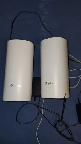 2 roteadores mesh TP-Link Deco M4