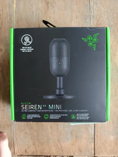 Microfone USB Razer Seiren V3 Mini Novo Nunca Usado Sem Cabo de Alimentação 