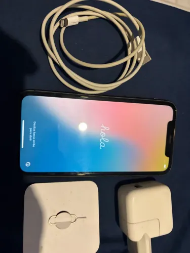 ? iPhone 11 64GB - Único Dono - R$ 900 Vendo iPhone 11 em bom estado